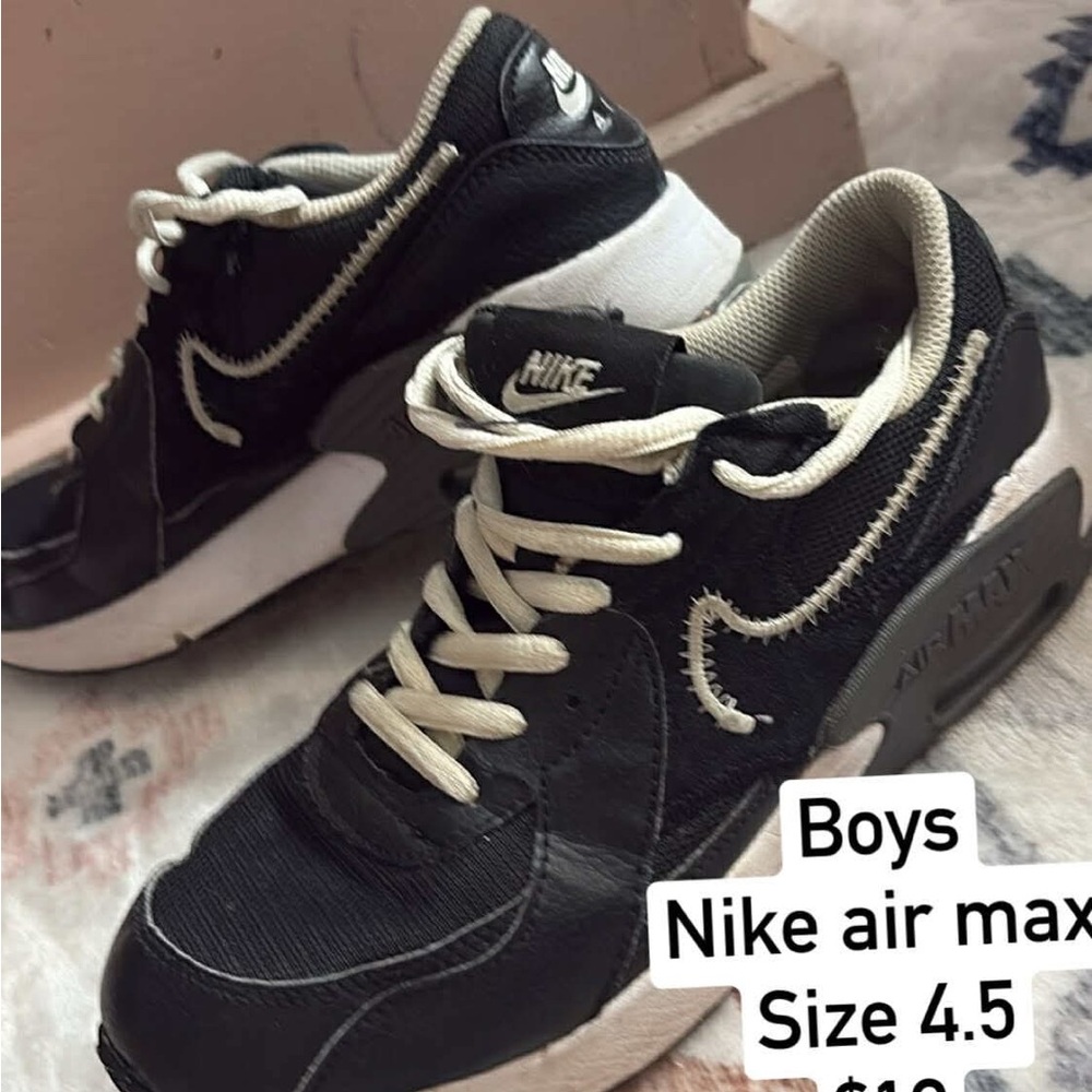 Nike Air Max Black and White Sneakers
